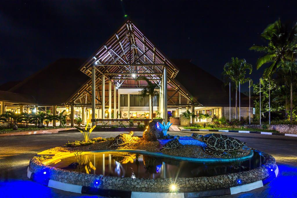 Amani Tiwi Beach Resort Zewnętrze zdjęcie