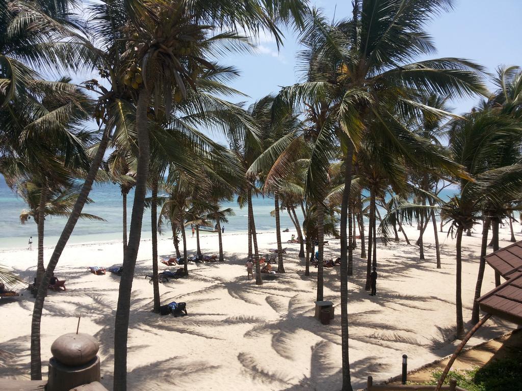 Amani Tiwi Beach Resort Zewnętrze zdjęcie